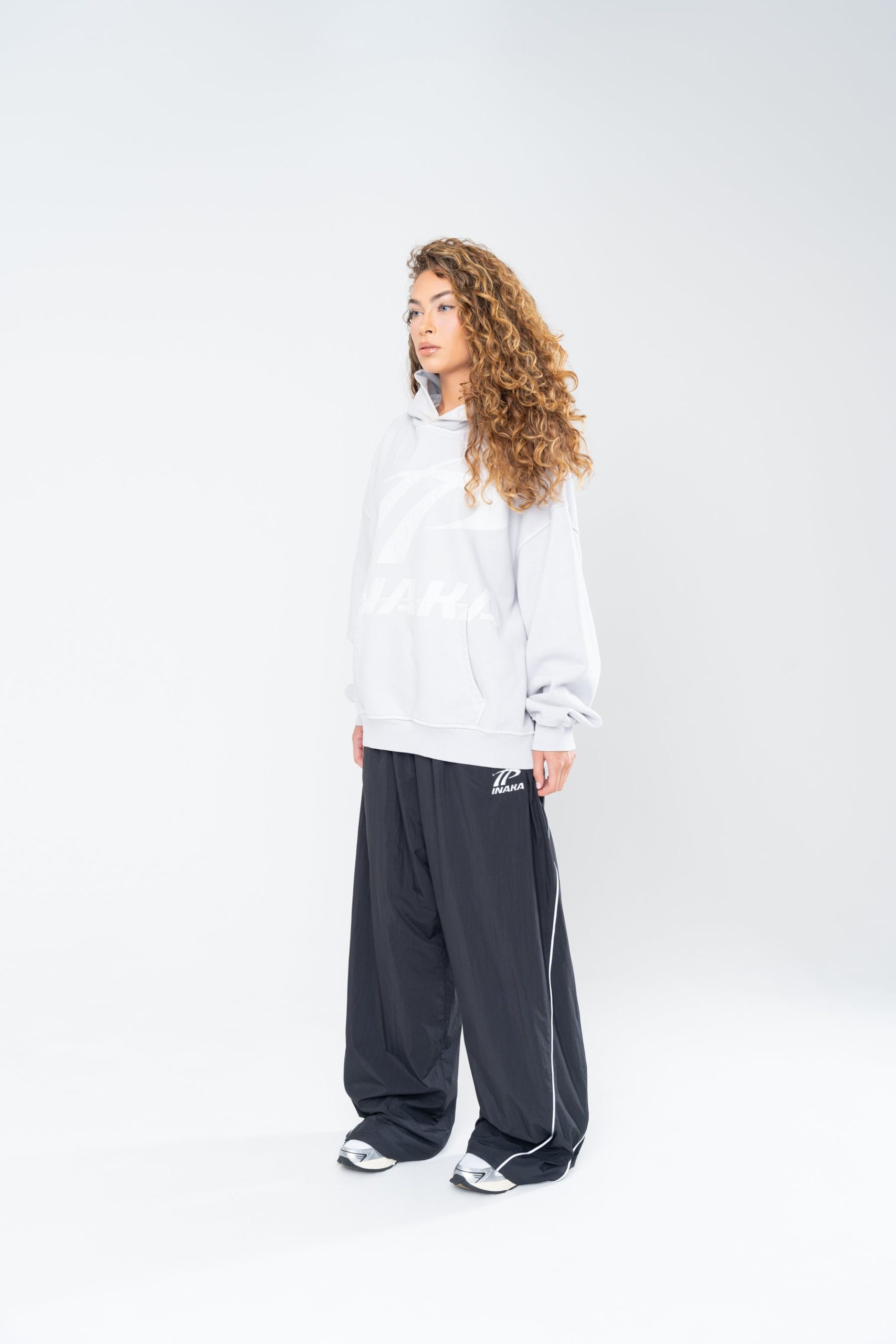 SPORTSWEAR DISTRESSED HOODIE - GRAY - Image 10