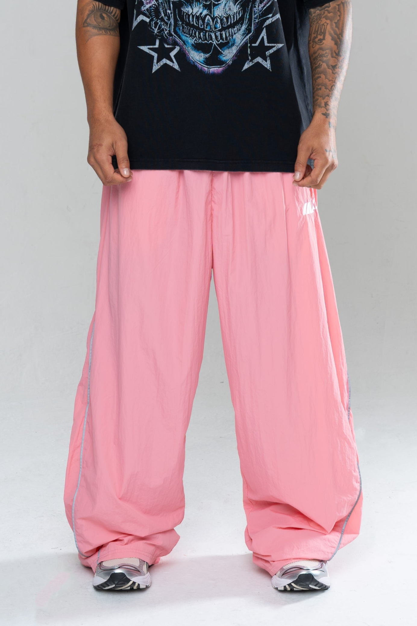 ICONIC BAGGY TRACKPANTS - PINK