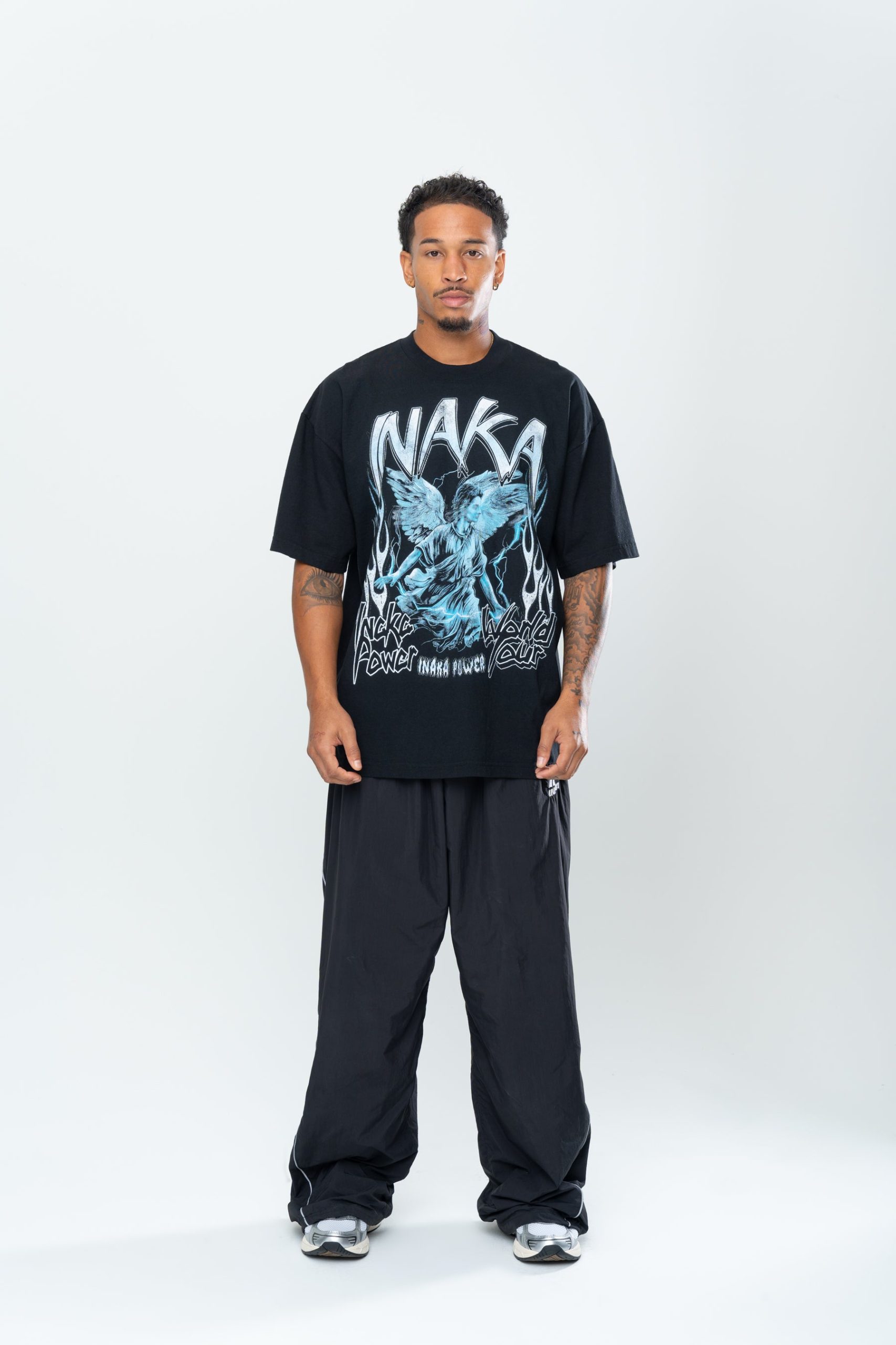 INAKA SAINT TOUR TEE - BLACK - Image 3