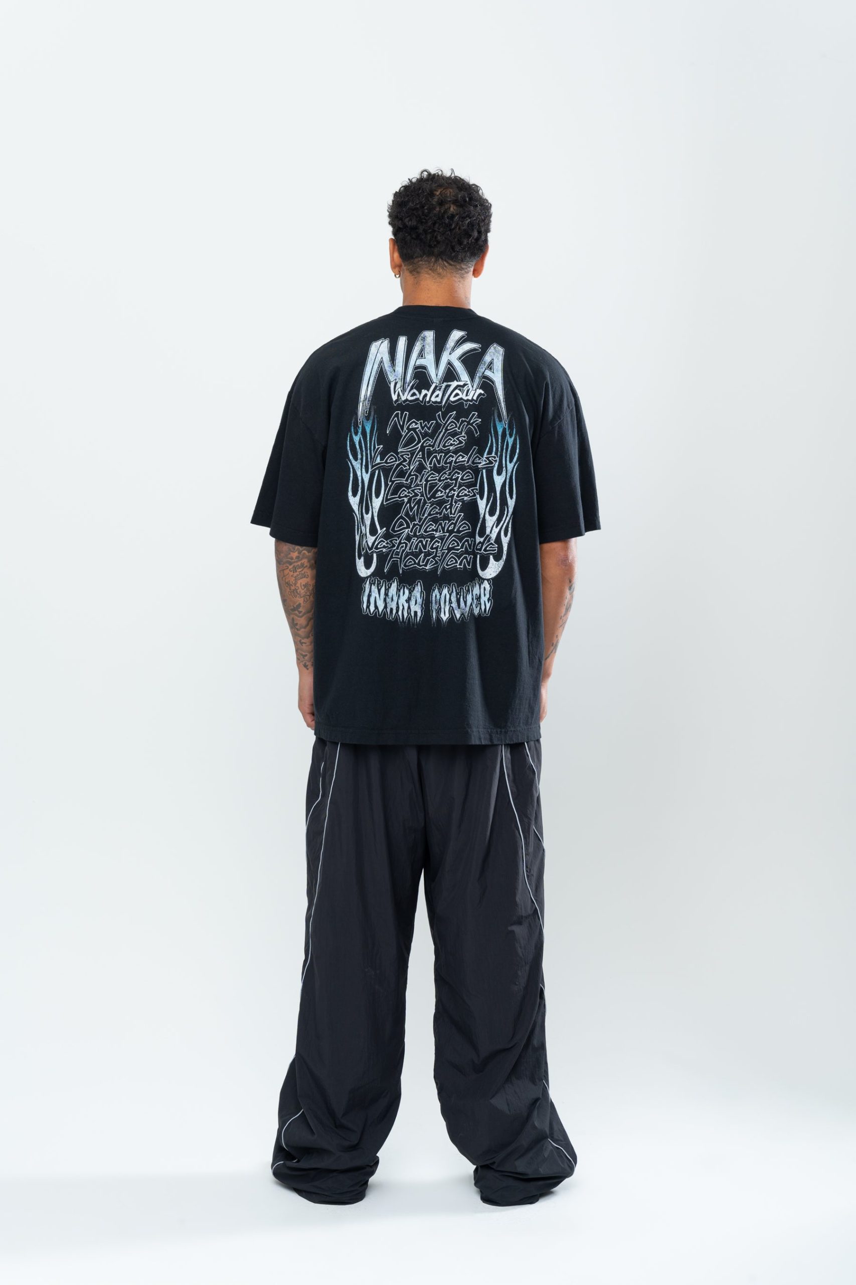 INAKA SAINT TOUR TEE - BLACK - Image 7