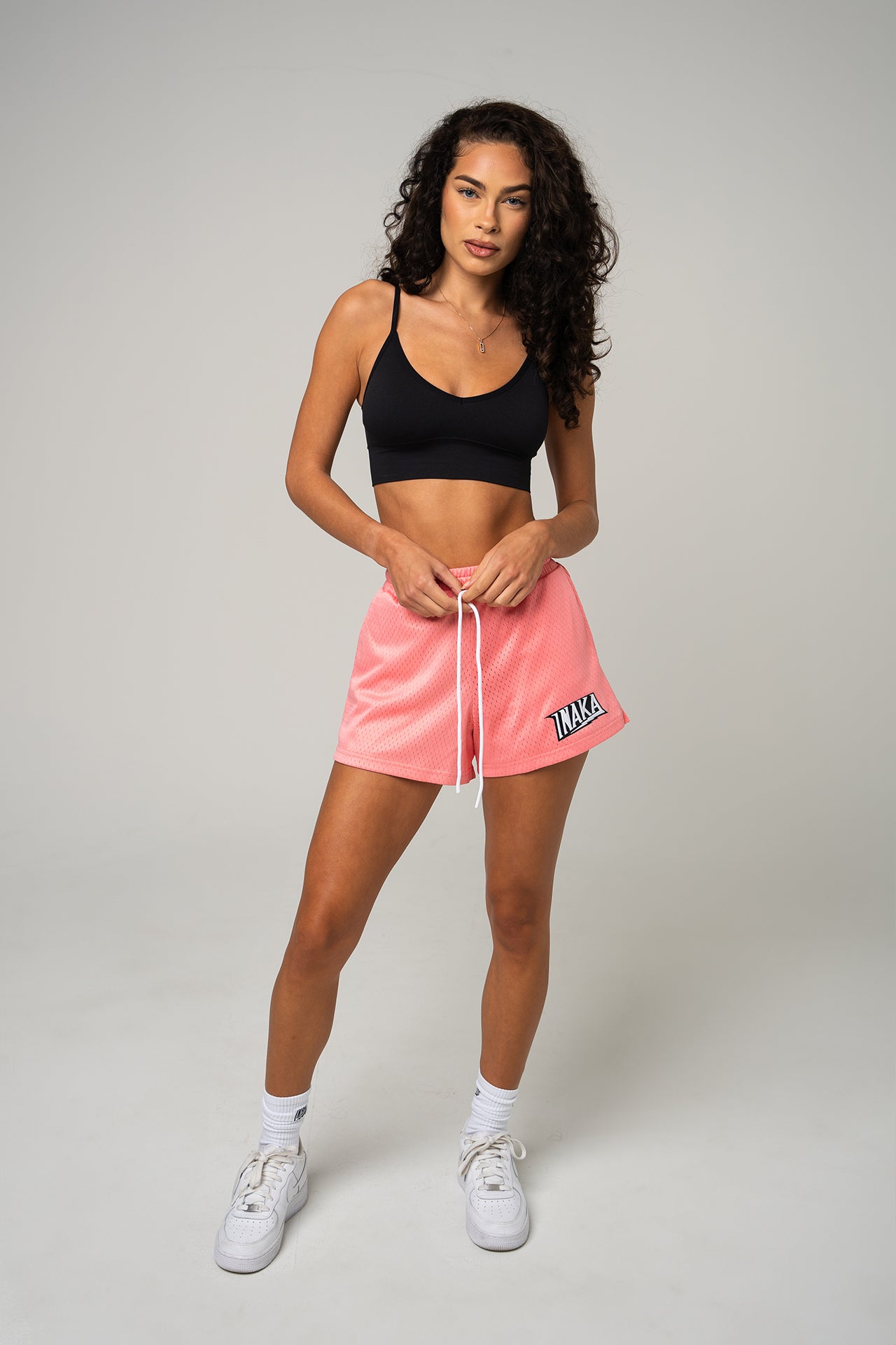 WOMEN’S GRAPHIC MESH SHORTS - CLASSIC BOLT PINK - Image 3