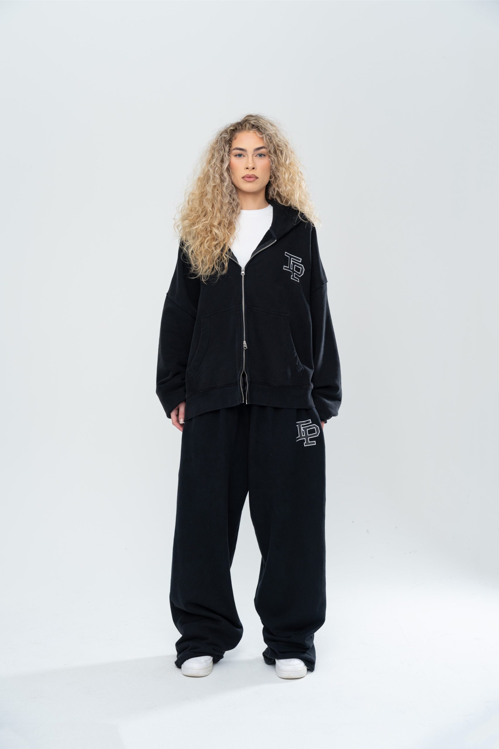 CLASSIC DOUBLE ZIP HOODIE - BLACK - Image 9